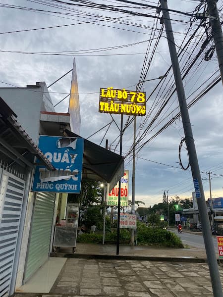 Lẩu Bò 78 - Trâu Nướng 78, Lẩu bò bình dân