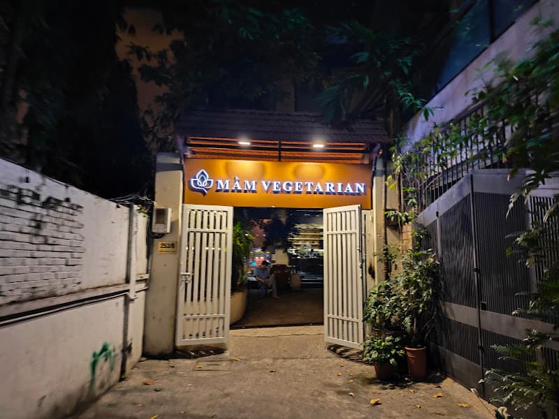Mầm Vegetarian - Nhà hàng chay Mầm