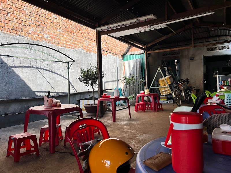 Ảnh bìa Quán Bánh Xèo Cô Đằm