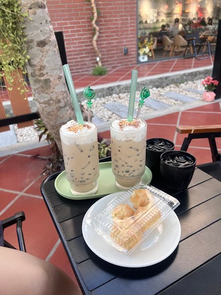 Hình ảnh Mỏ Cày Garden - Cà phê pha máy, trà sữa, kem, pizza, sinh tố, soda mix - 2