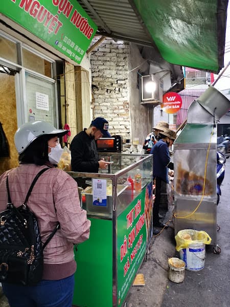 Thịt xiên dồi sụn nướng Hà Nguyệt