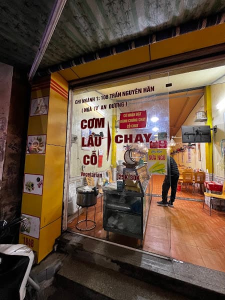 Cơm chay Loving Hut.