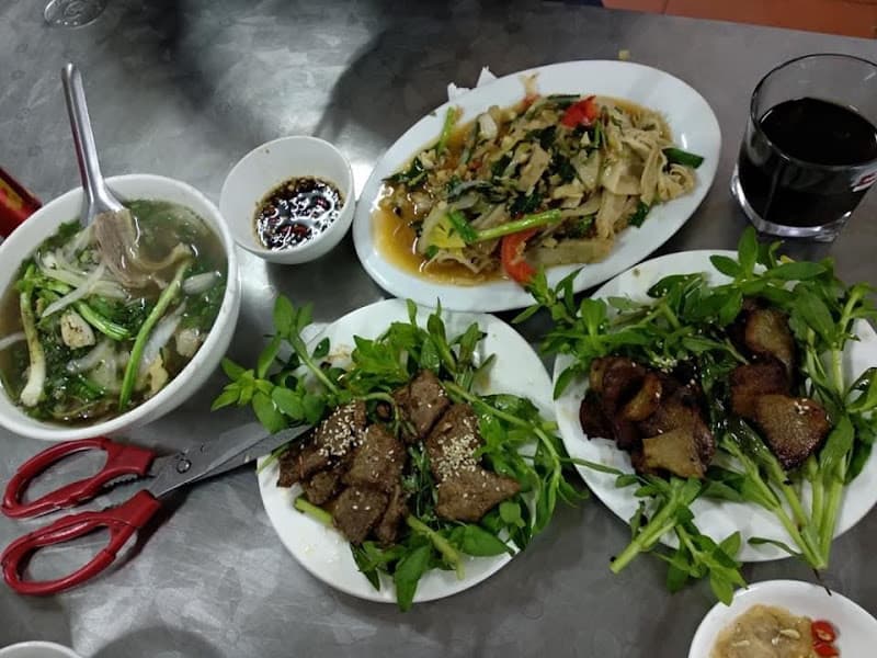 Hình ảnh Nhà Hàng Bò Nướng Hụi-Lẩu Gầu Bò - 2