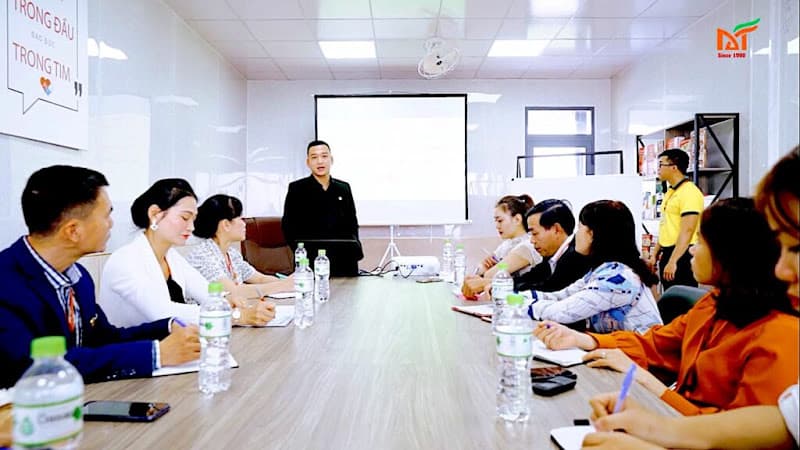 Hình ảnh Công Ty Cổ Phần Thương Mại Dược Phẩm Mạnh Tý - Việt Mỹ - 2