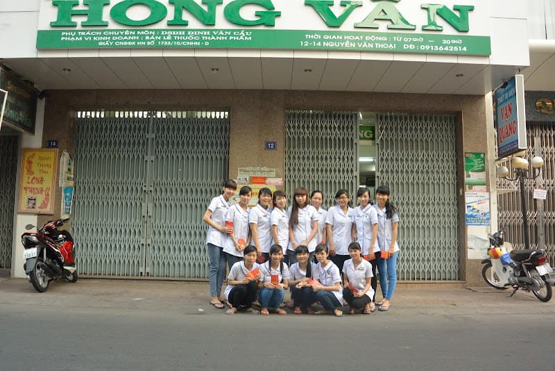 Nhà thuốc Hồng Vân
