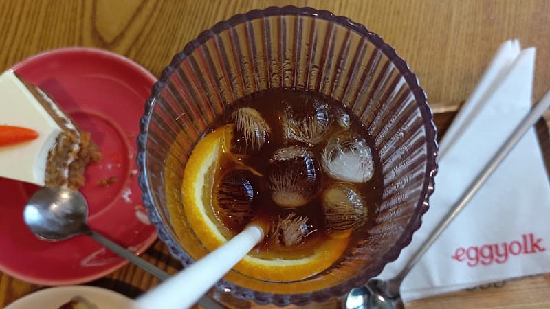 Hình ảnh Eggyolk Coffee - 4