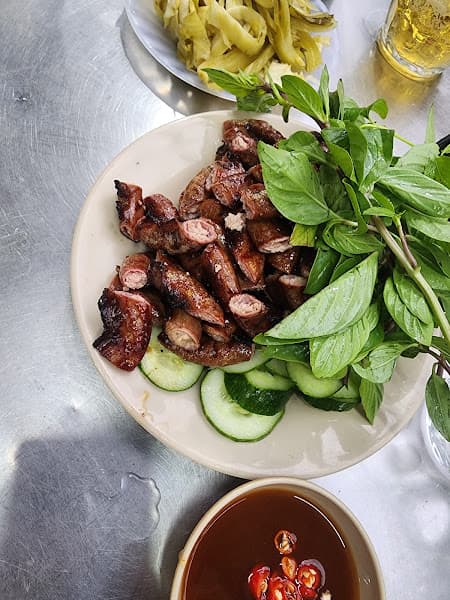 Quán Tuấn Liên Xô