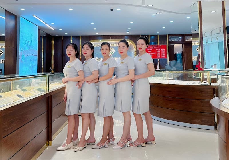 Hình ảnh Vàng Bạc Hoàn Huế (Hoan Hue Jewelry) - 4