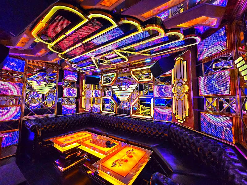 Karaoke Nine Long Thành