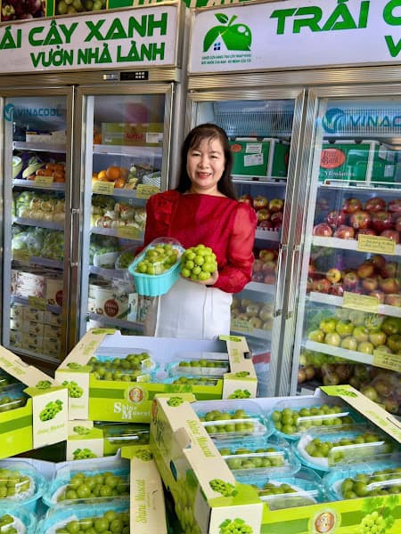 Trái cây sạch. Trái cây xanh Vườn nhà lành