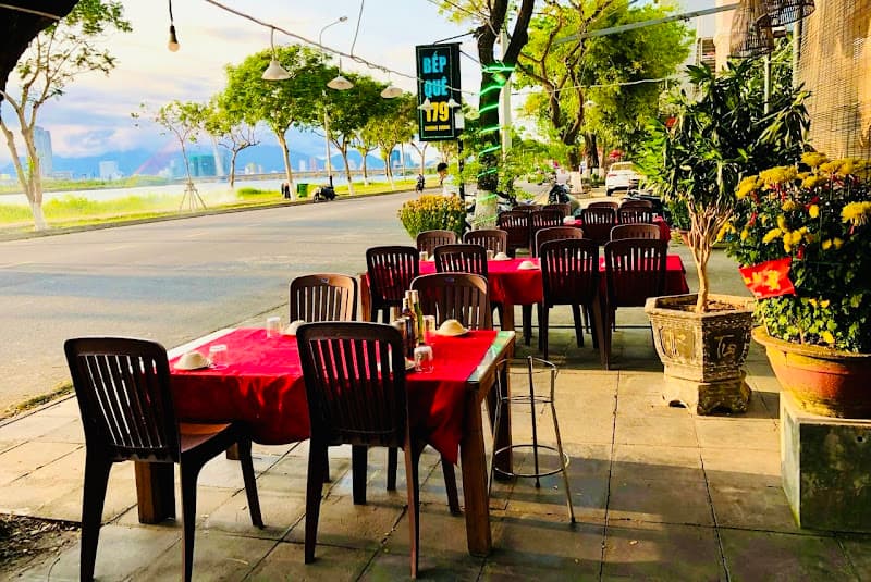 HẢI SẢN BẾP QUÊ