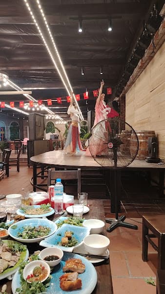 Hình ảnh Tự Do Restaurant & Beer - 3