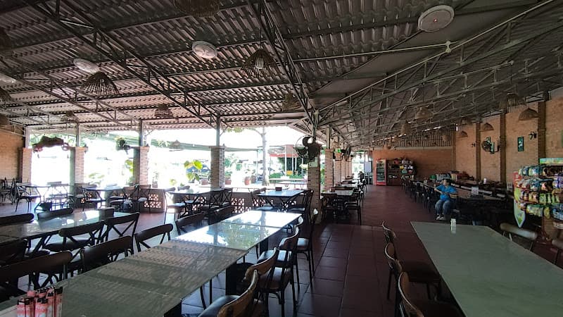 Hình ảnh Quán ăn Cầu Châu Đốc - 2