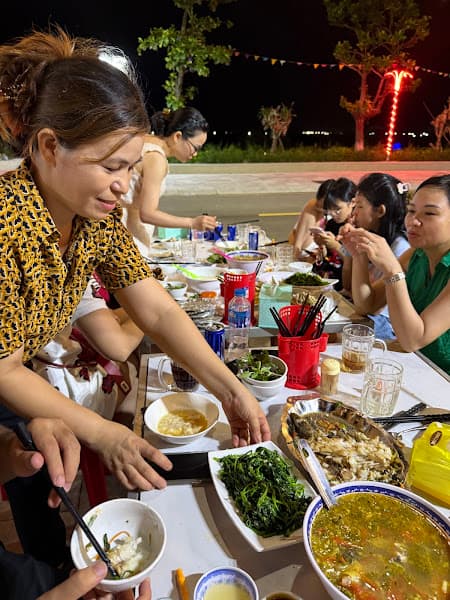 Hình ảnh Nhà hàng Trường Thúy hải sản Thiên Cầm - địa chỉ thưởng thức hải sản uy tín ngon chất lượng giá bình dân tại Thiên Cầm - 2