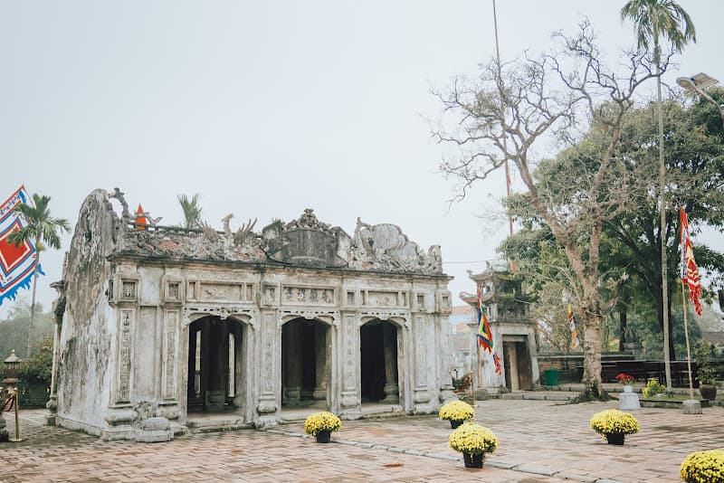 Đền Thánh Nguyễn