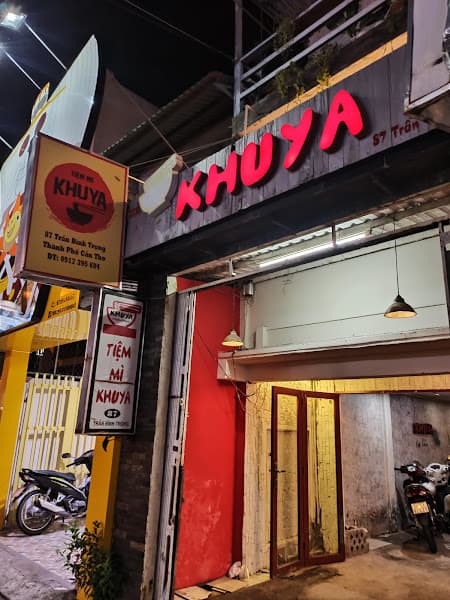 Ảnh bìa Tiệm mì Khuya