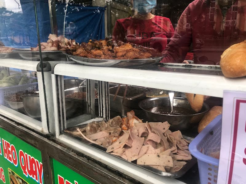 Hình ảnh Bánh Mỳ Heo Quay Điện Lực - 4