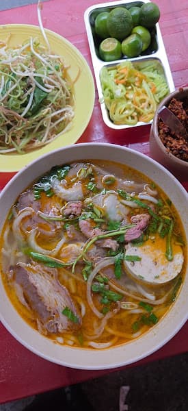 Hình ảnh Bún bò huế Ngọc Hoa - 2