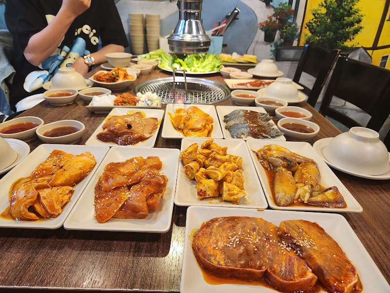 Hình ảnh Lẩu nướng Ngon BBQ - 2