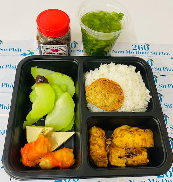 Hình ảnh Quán chay Tuệ Tâm - Tuệ Tâm Vegan (305 Trần Hưng Đạo) - 5