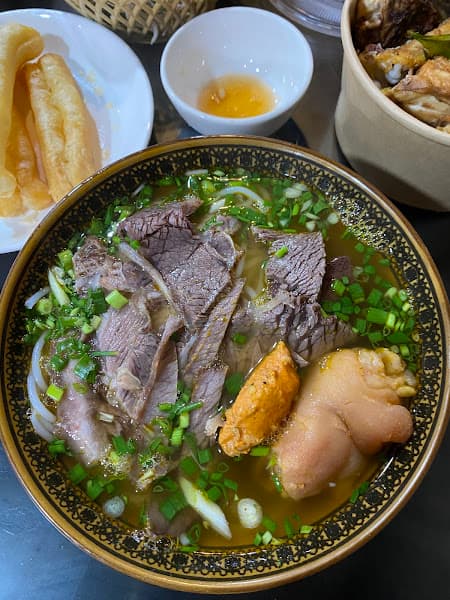 Hình ảnh Bún bò Huế Chú Vui Sapa - 2