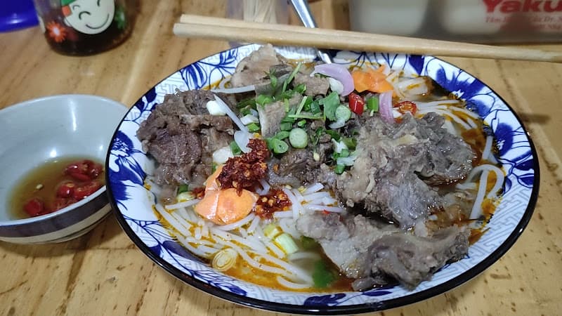 Hình ảnh BÚN BÒ HUẾ O MẬU - 3