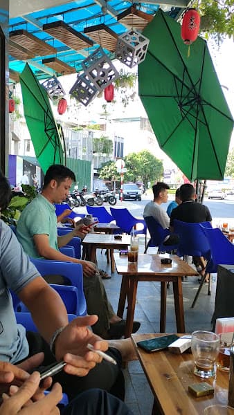 Hình ảnh Nâu (Trắng) Coffee - 4