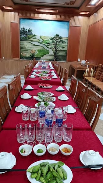 Nhà Hàng Tây Bắc