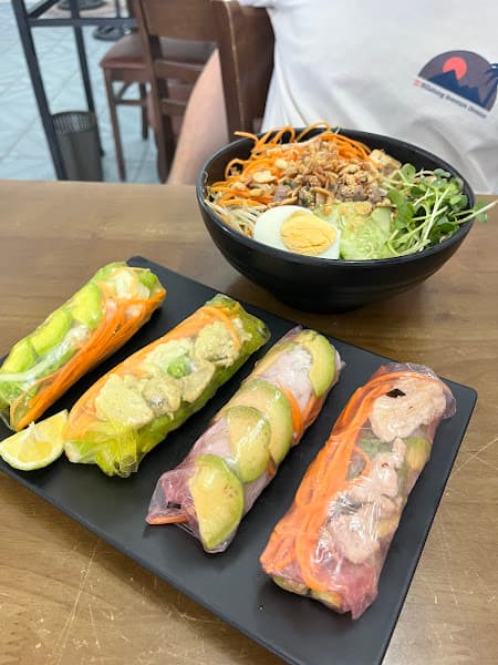 Hình ảnh Moc Le restaurant pho, spring rolls, bread - 10