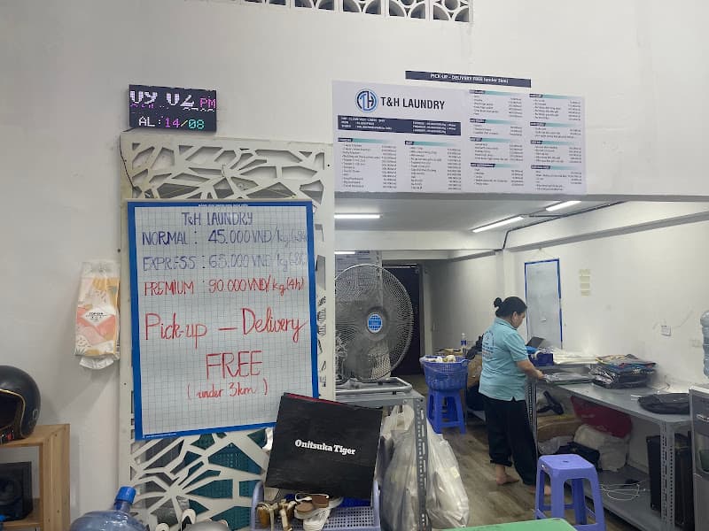 Hình ảnh T&H LAUNDRY - GIẶT SẤY NHANH QUẬN 1 - 3