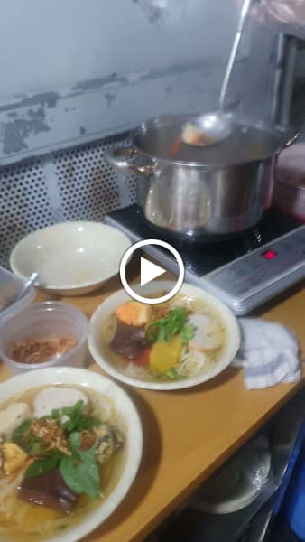 Hình ảnh Tiệm Bánh ướt Lòng Gà HOT - Bánh Mì xíu mại Đà Lạt - 3