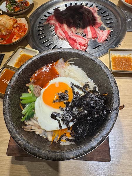 Hình ảnh GoGi House - 2