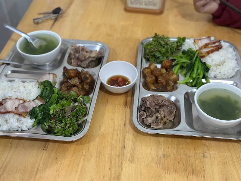 Hình ảnh Quán cơm bình dân Linh Giang - 4