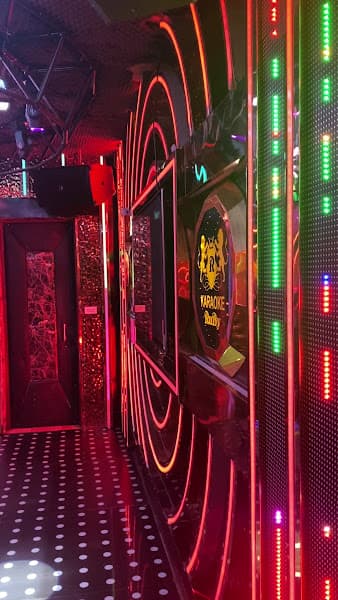 Hình ảnh Karaoke Royal Club - 26 Phố Nhổn - 5