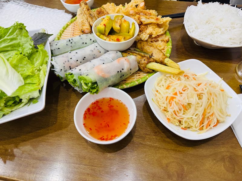 Hình ảnh Bánh tôm bà Lộc - 2