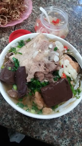 Hình ảnh Bún bò Huế - XuânPa - 2