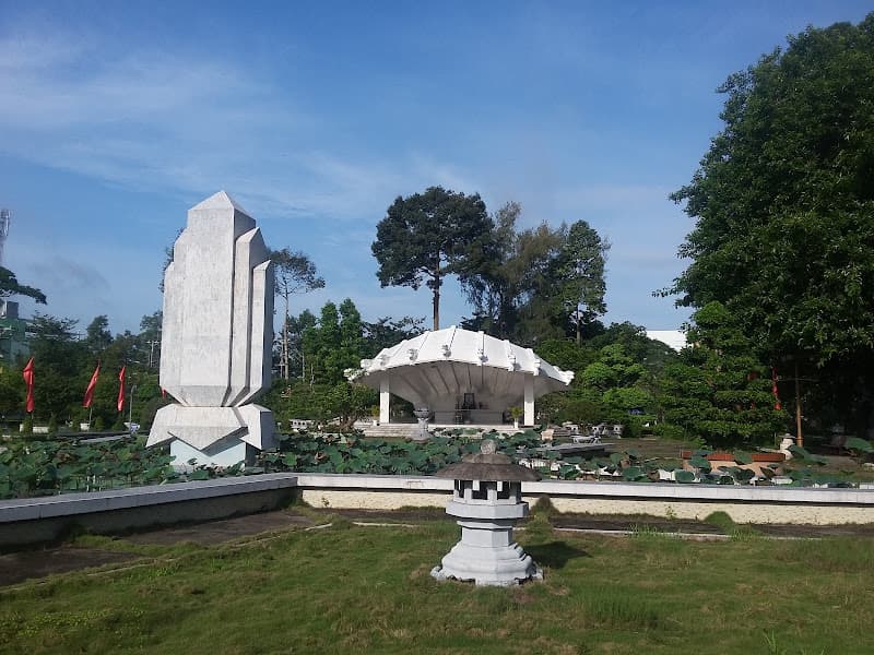 Hình ảnh Lăng Cụ Nguyễn Sinh Sắc - 6