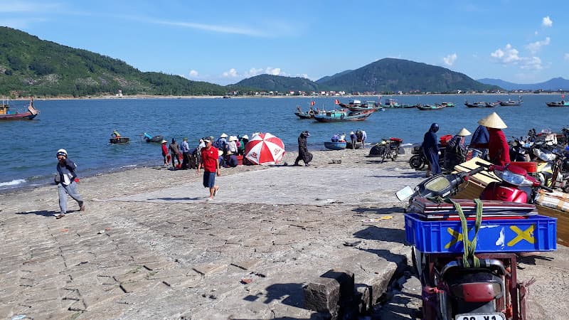 Nhà hàng Cửa Nhượng