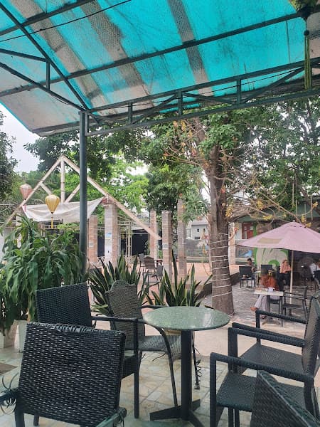 Cà Phê Thủy Tùng