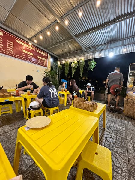 Bánh Căn Cô Ngọc