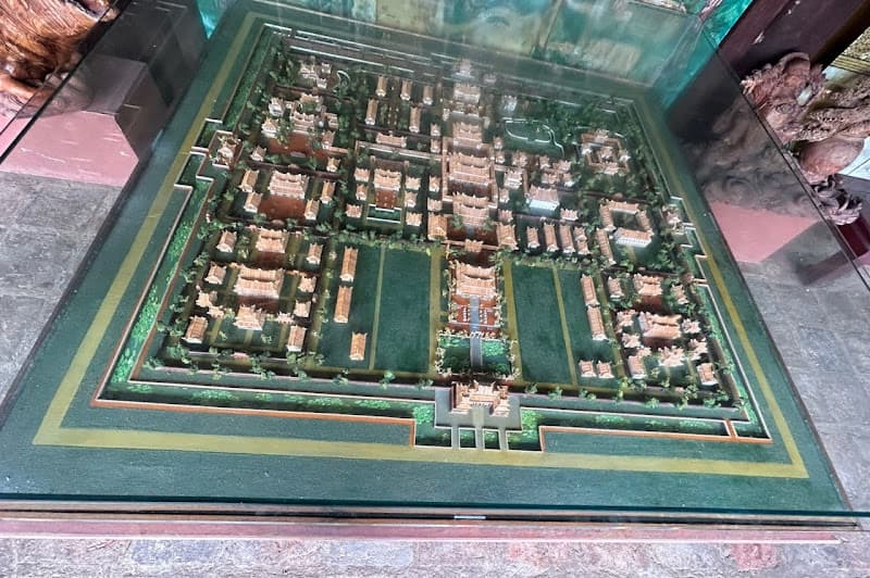 Hình ảnh Trường Du Tạ - 2