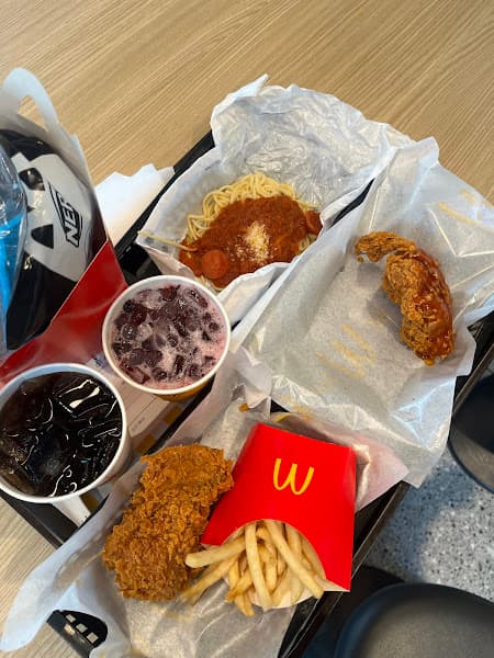 Hình ảnh McDonald's Nguyễn Văn Thoại - 3