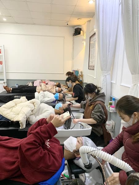 Hình ảnh Salon tóc Herry Cường - 3