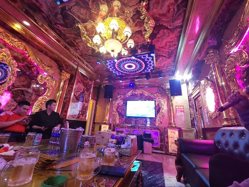 Ảnh bìa Karaoke Bình Minh Luxury