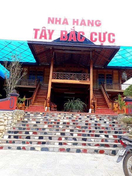 Ảnh bìa Nhà Hàng Tây Bắc Cực
