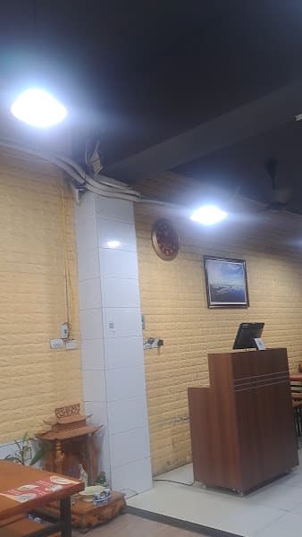 Hình ảnh Bún Bò Huế Ngự Uyển - 291 Hoàng Văn Thái - 2