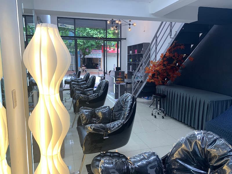 Hình ảnh Sinh Anh Hair Điện Biên Phủ - 2