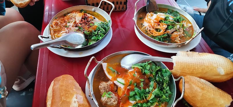 Hình ảnh Bánh Mì Xíu Mại 21 - 3