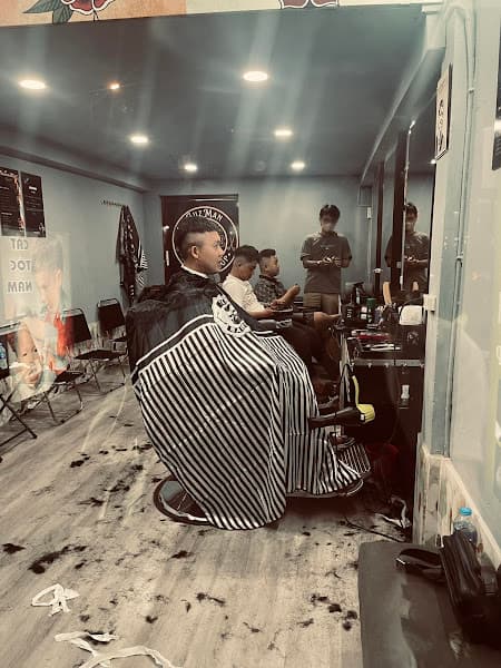 Hình ảnh G.M BarberShop-252 Lãnh Binh Thăng - 4