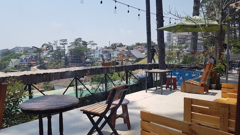 Tiệm cà phê Tổ Chim (Bohem cũ)